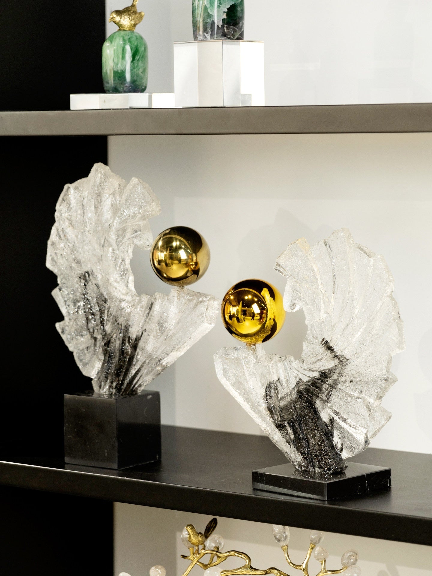Light-luxury Abstract Fan-shaped Art Decor Piece